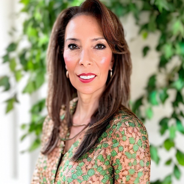 GG Sfreddo, Associate Broker with eXp Realty and creator of Dog-Friendly NOVA, Northern Virginia's dog-friendly living guide