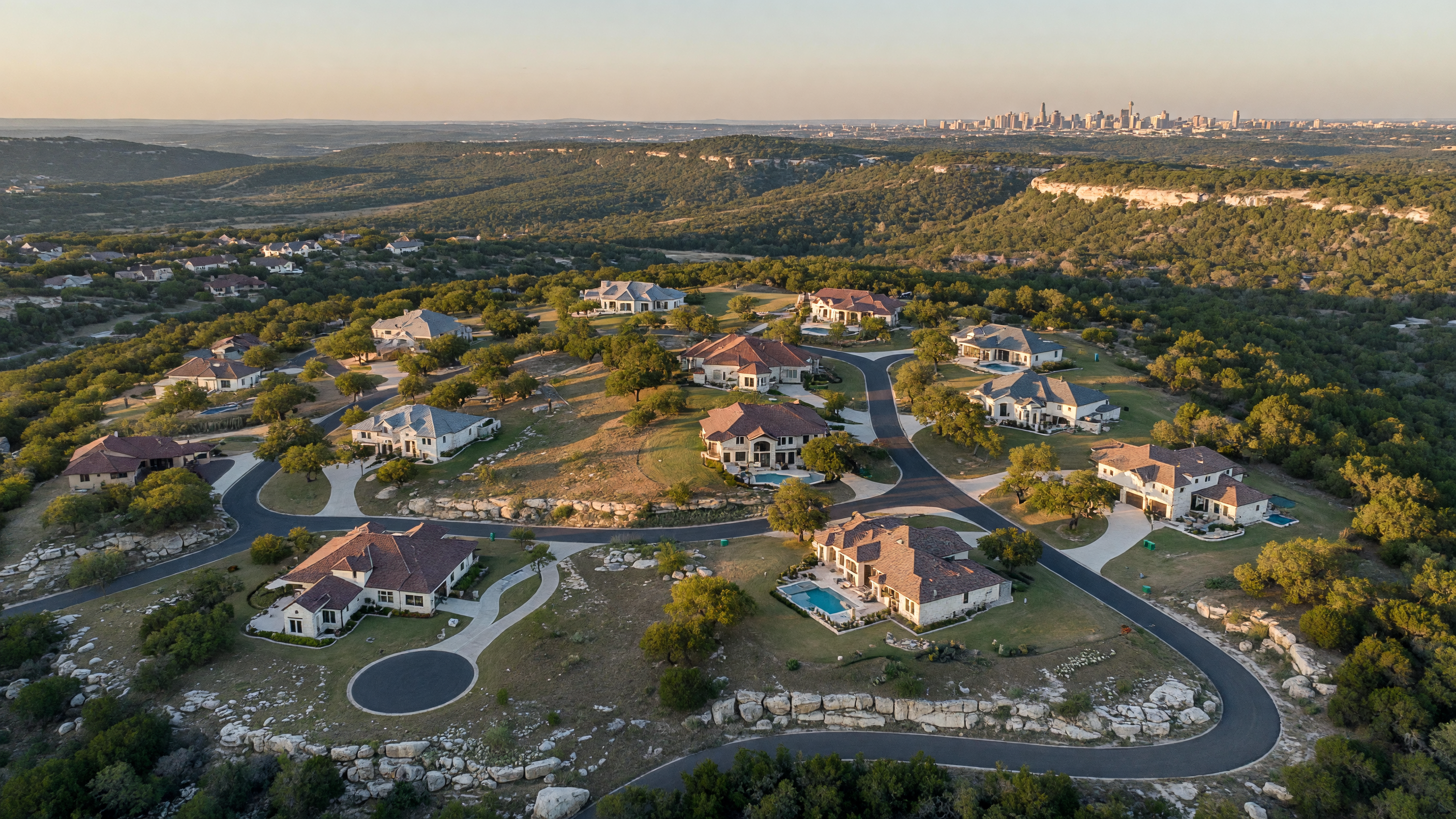 The Canyons at Scenic Loop custom homes on spacious Hill Country lots with panoramic views in northwest San Antonio