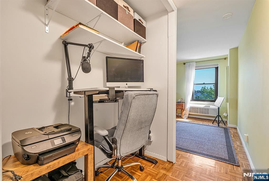 Closet-turned office nook