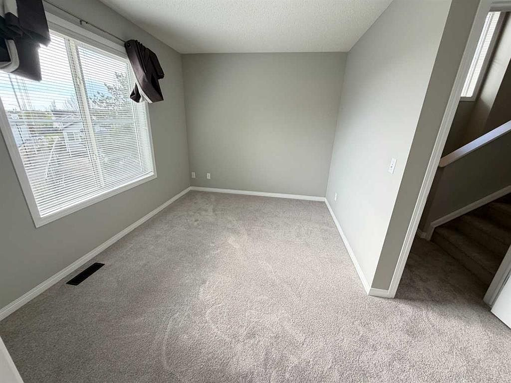 Vacant bedroom