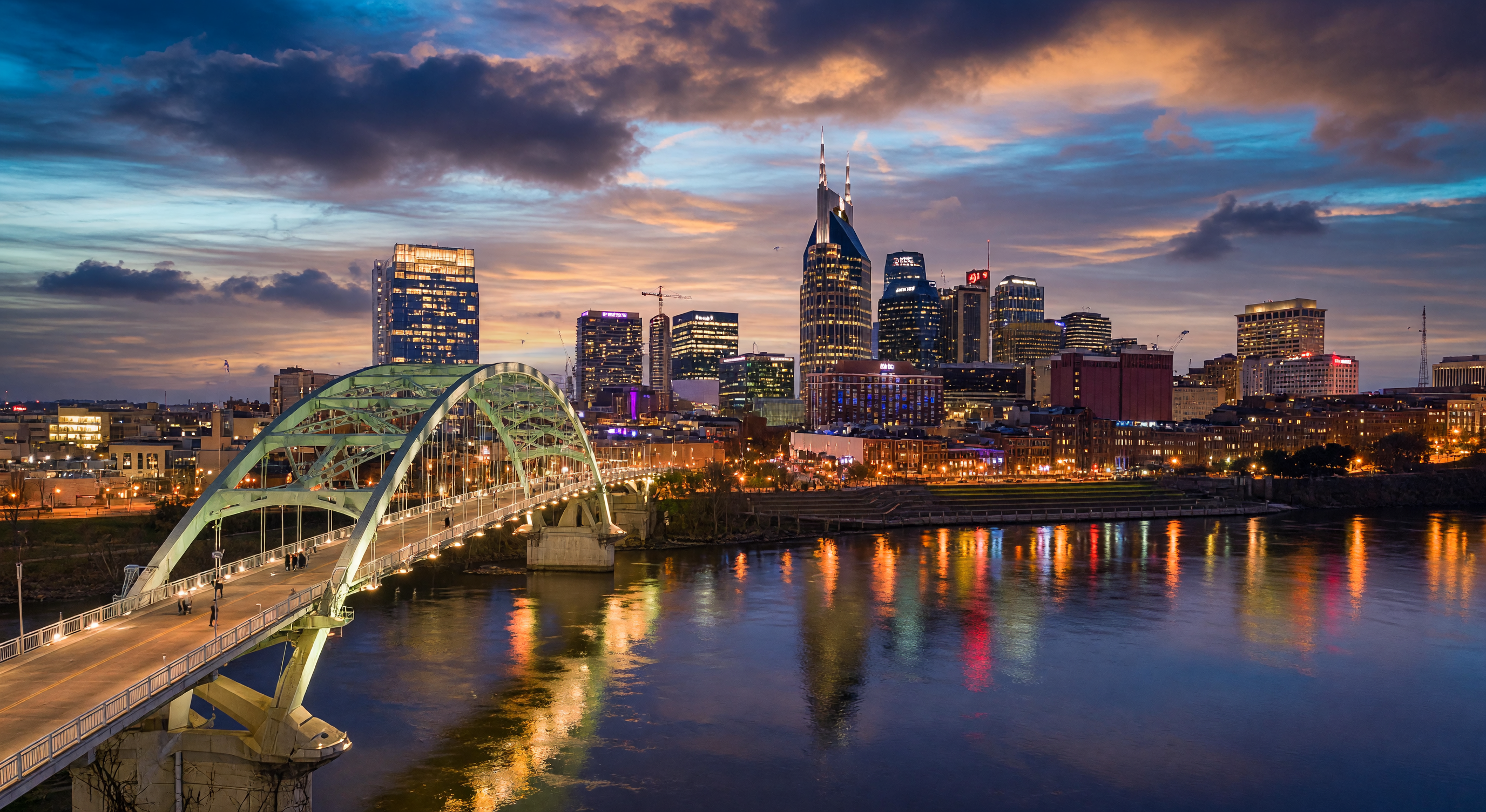 Nashville skyline at twilight
