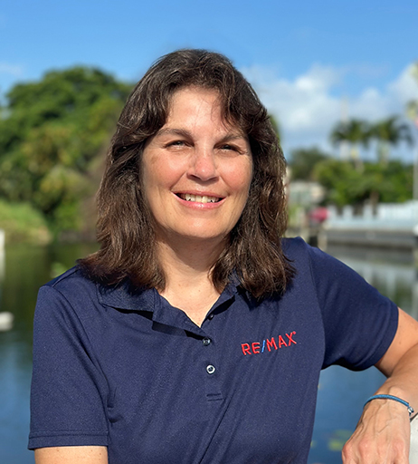 Rhonda Townsend, RE/MAX Excellence Realtor