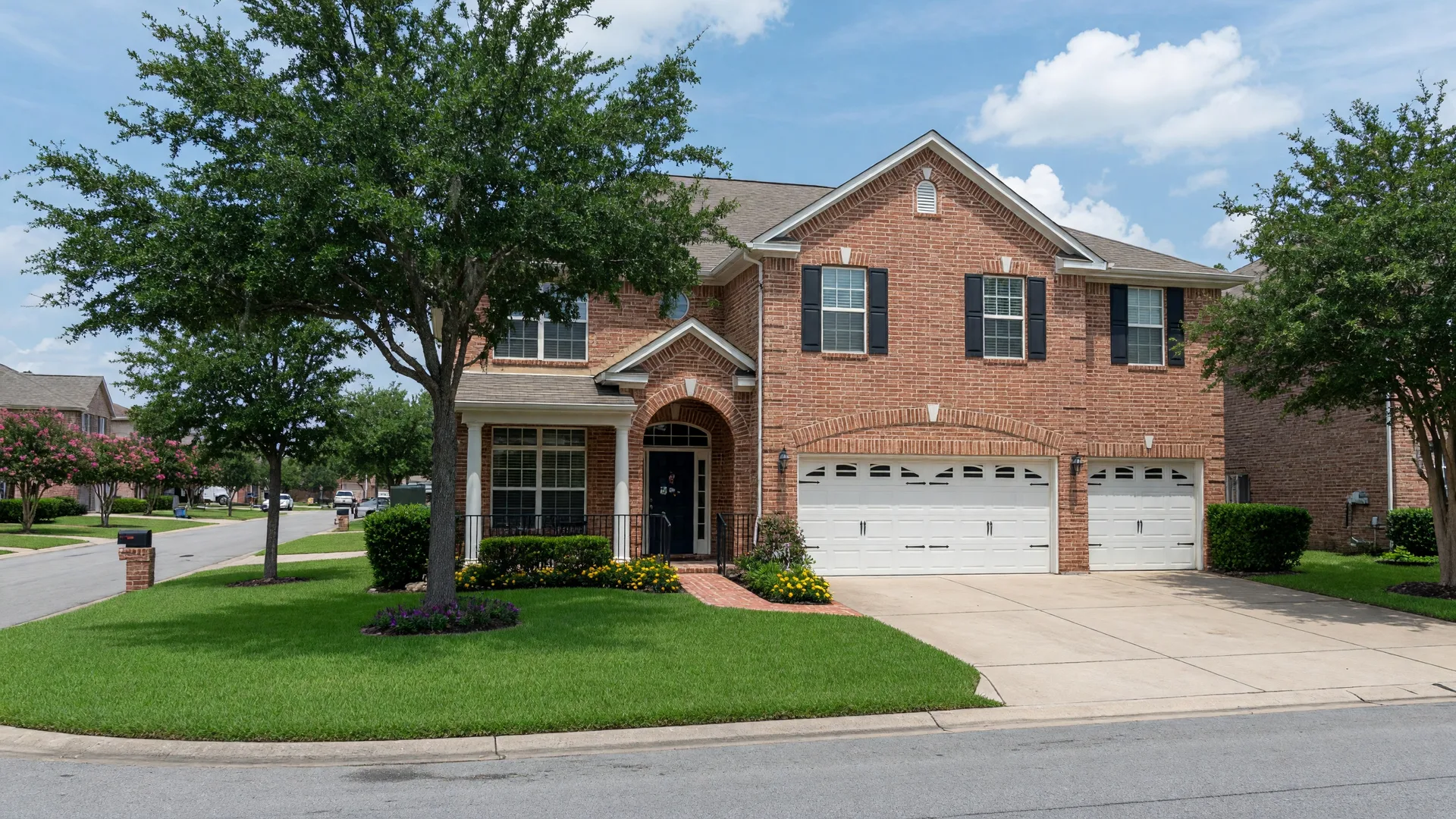 510 Larry Ward, a two-story brick home in Hunters Run Ph I, Bridge City, TX