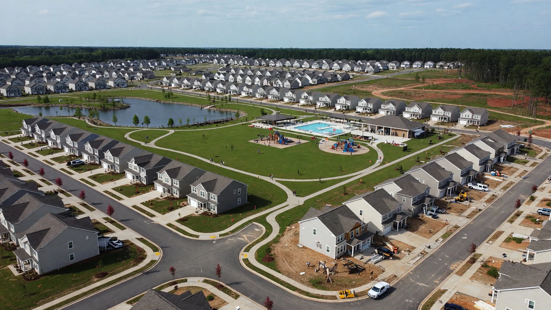 New construction neighborhood in Holly Springs NC