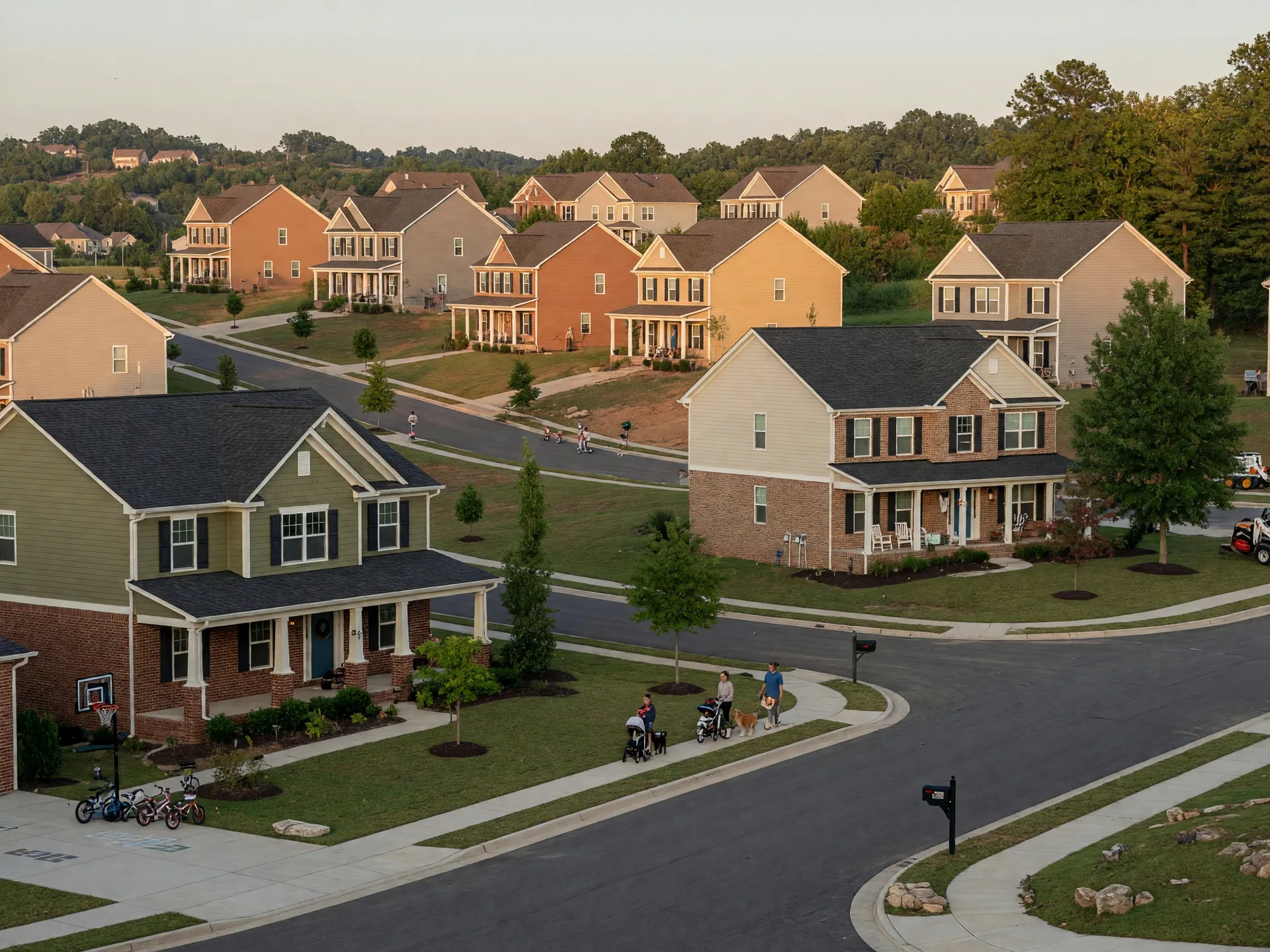 New construction homes in Murfreesboro Tennessee with traditional and craftsman architecture