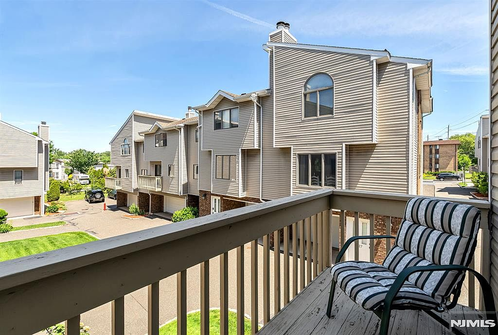 View from the deck at 125 Roosevelt Place showing the Palisades Park townhome community