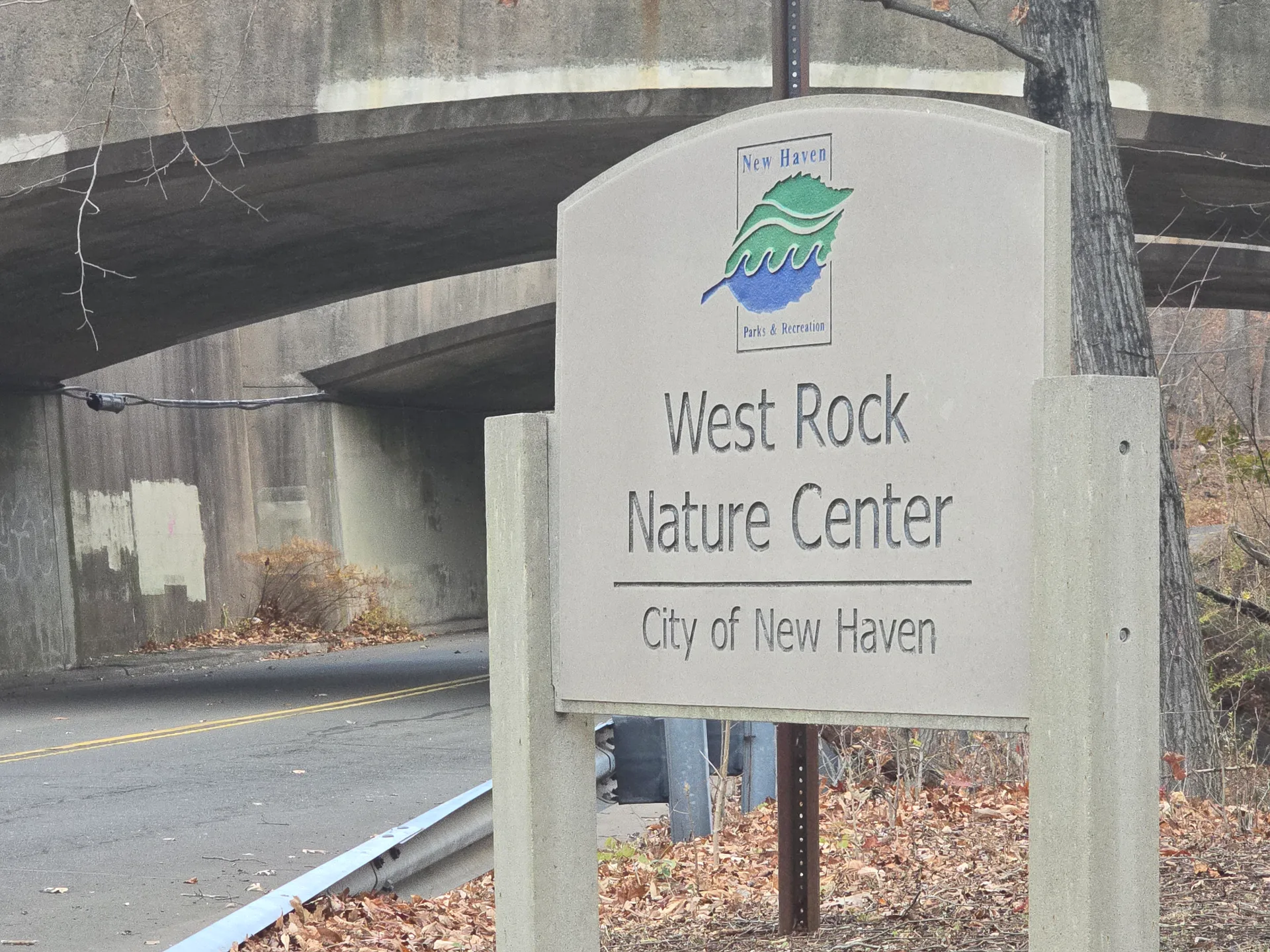 Welcome sign at West Rock State Park entrance in New Haven, Connecticut