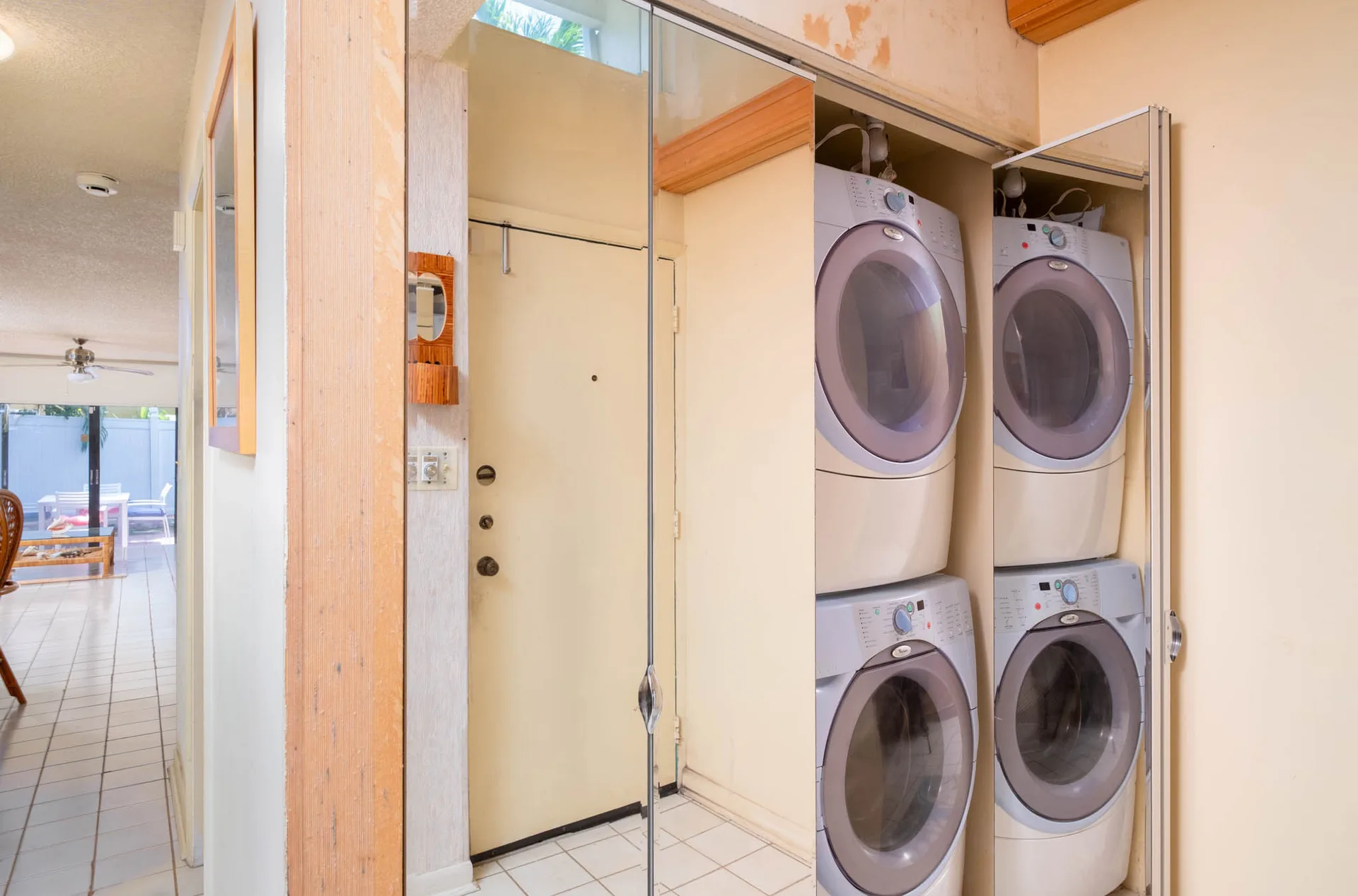Laundry closet and adjacent entryway