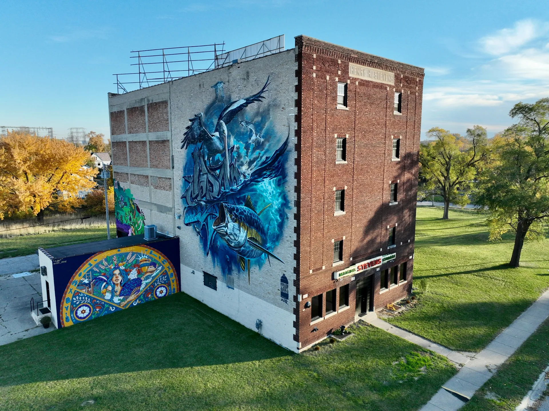 Exterior view of a building at 1273 Broadway Boulevard in Flint, Michigan