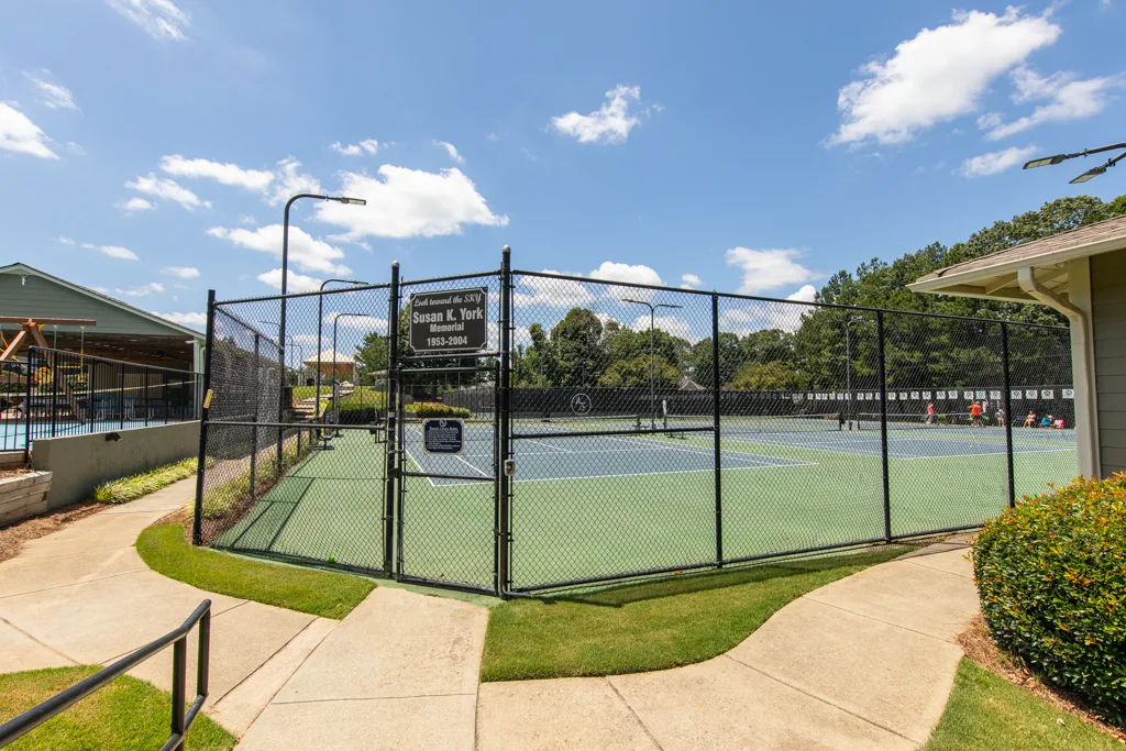 Ground-level tennis courts