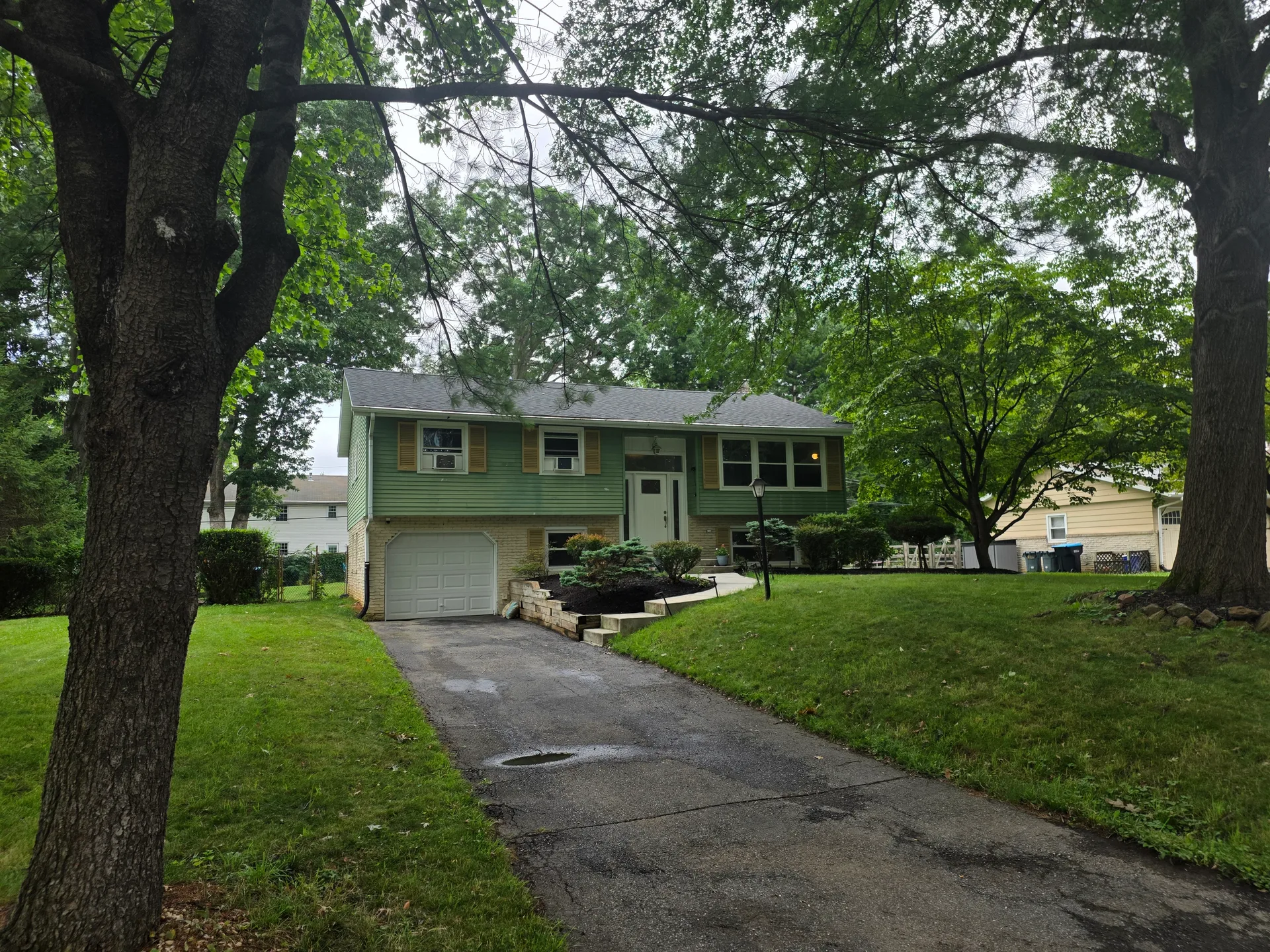 3650 Stephen Crane Ln, Bethlehem PA 18017, bi-level home front exterior listed by Tim Tepes
