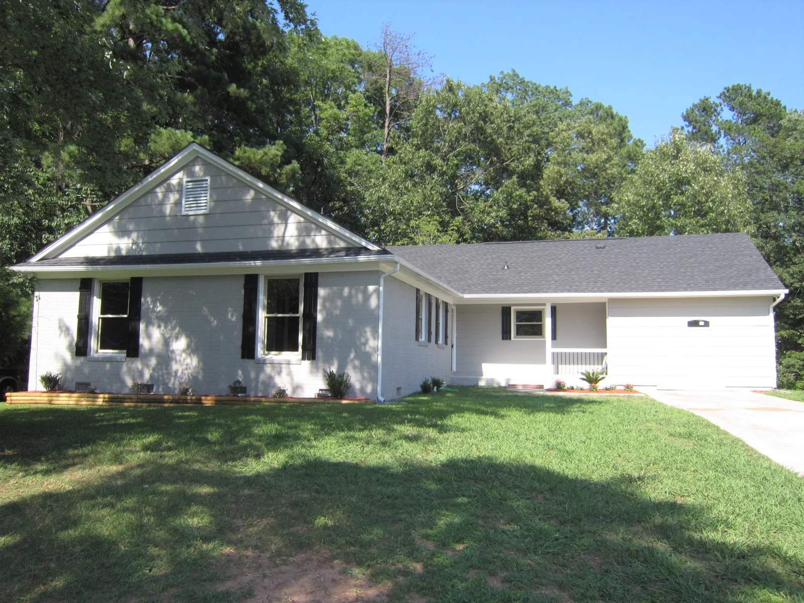 Parkwood neighborhood home exterior facade in Durham