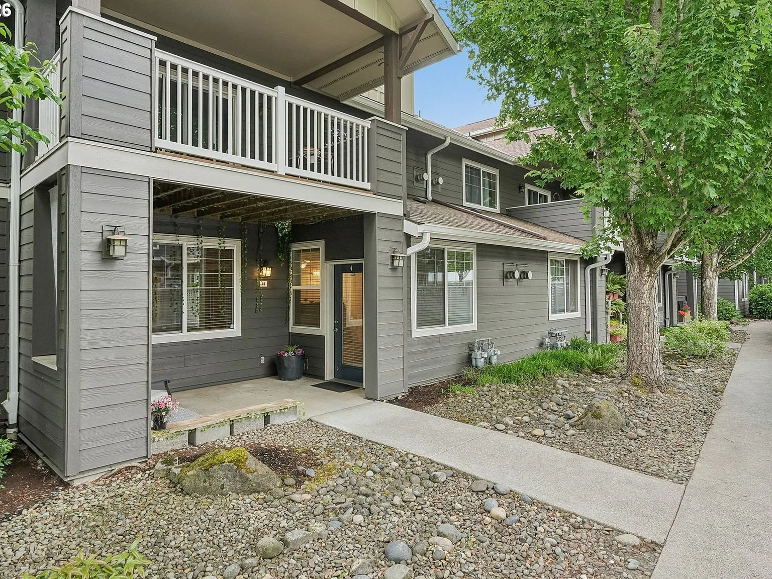 Exterior view of the condominium at 10800 SE 17th Cir APT 42, Vancouver, WA