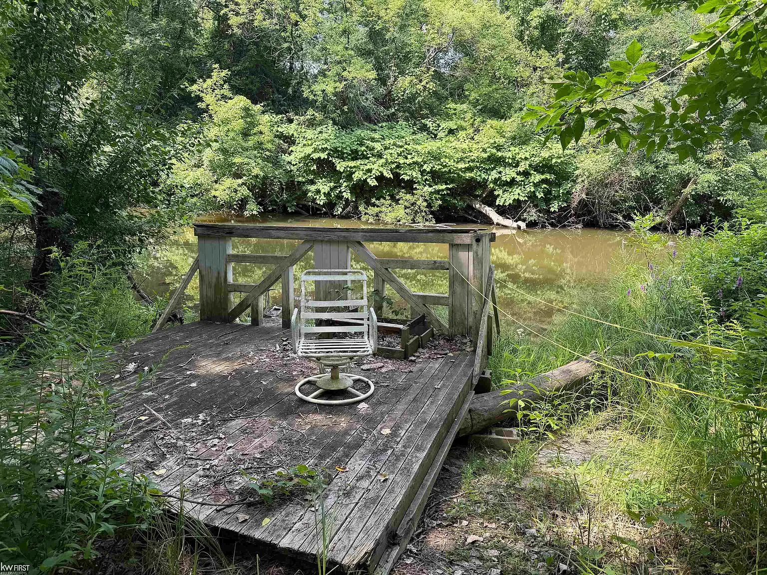 Deck overlooking Kearsley Creek