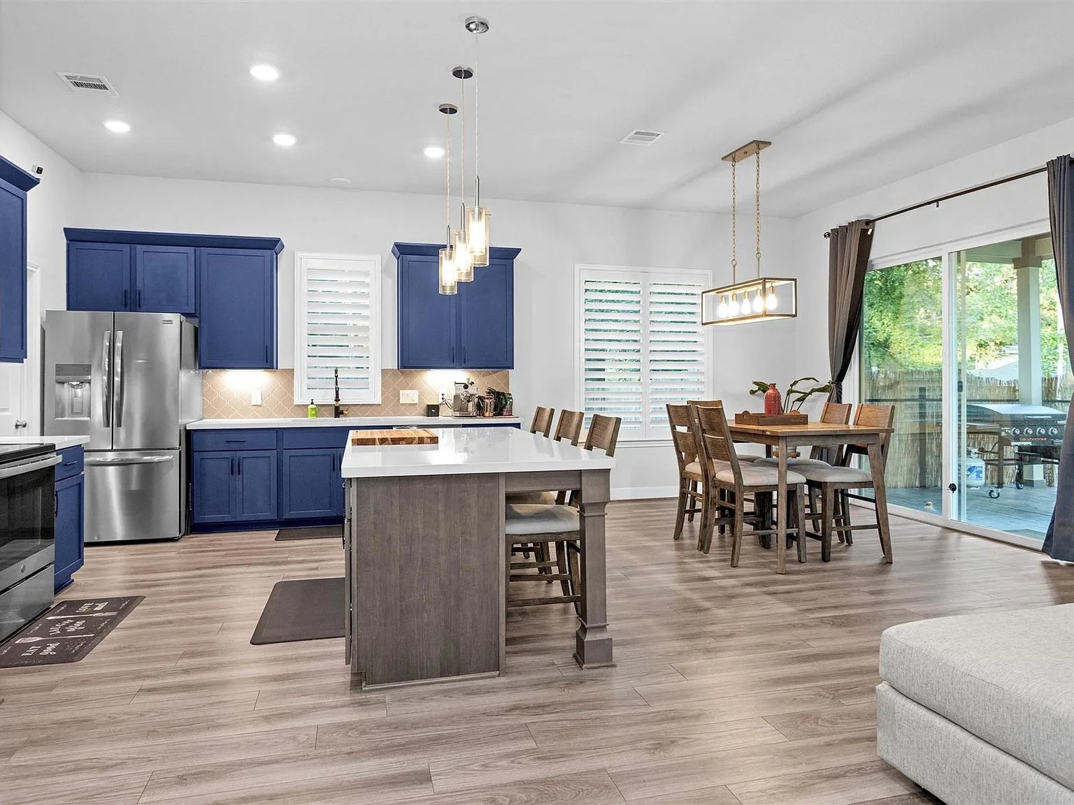 Kitchen and dining area view