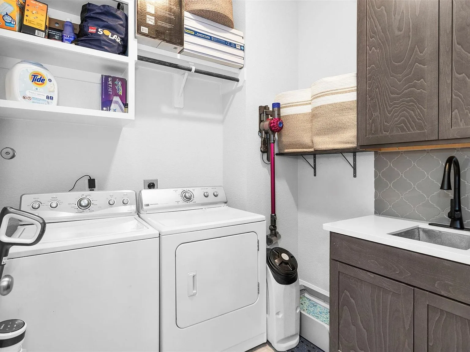 Laundry room with storage