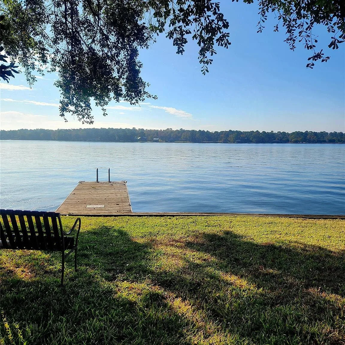 Community lakefront dock on Lake Conroe