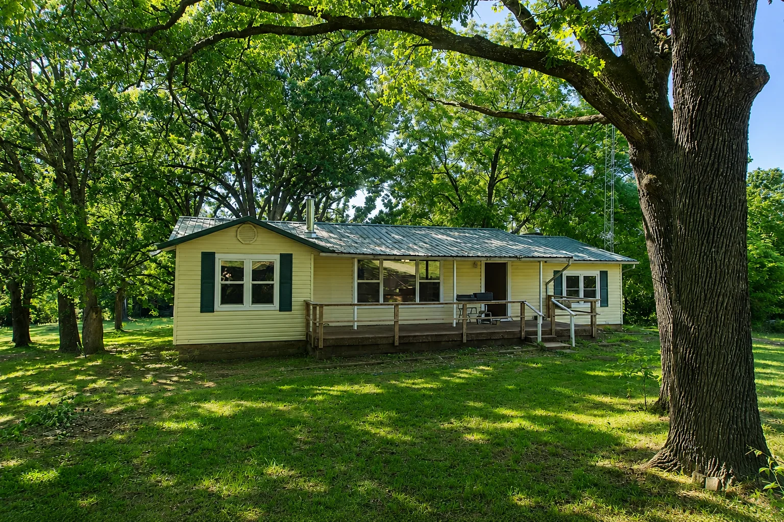 JUST LISTED ranch-style home on 5.59 acres in Isabella, MO