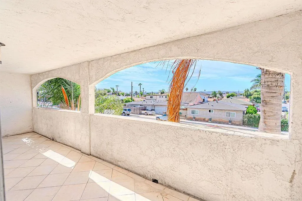 Covered patio with arched openings at 1085 12th St Unit F in Imperial Beach