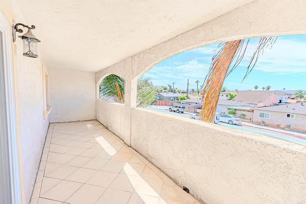 Covered balcony at 1085 12th St Unit F in Imperial Beach