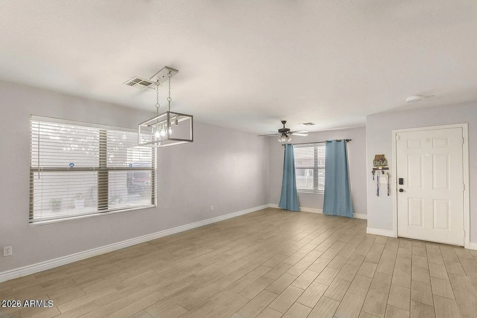 Bright dining area next to the kitchen