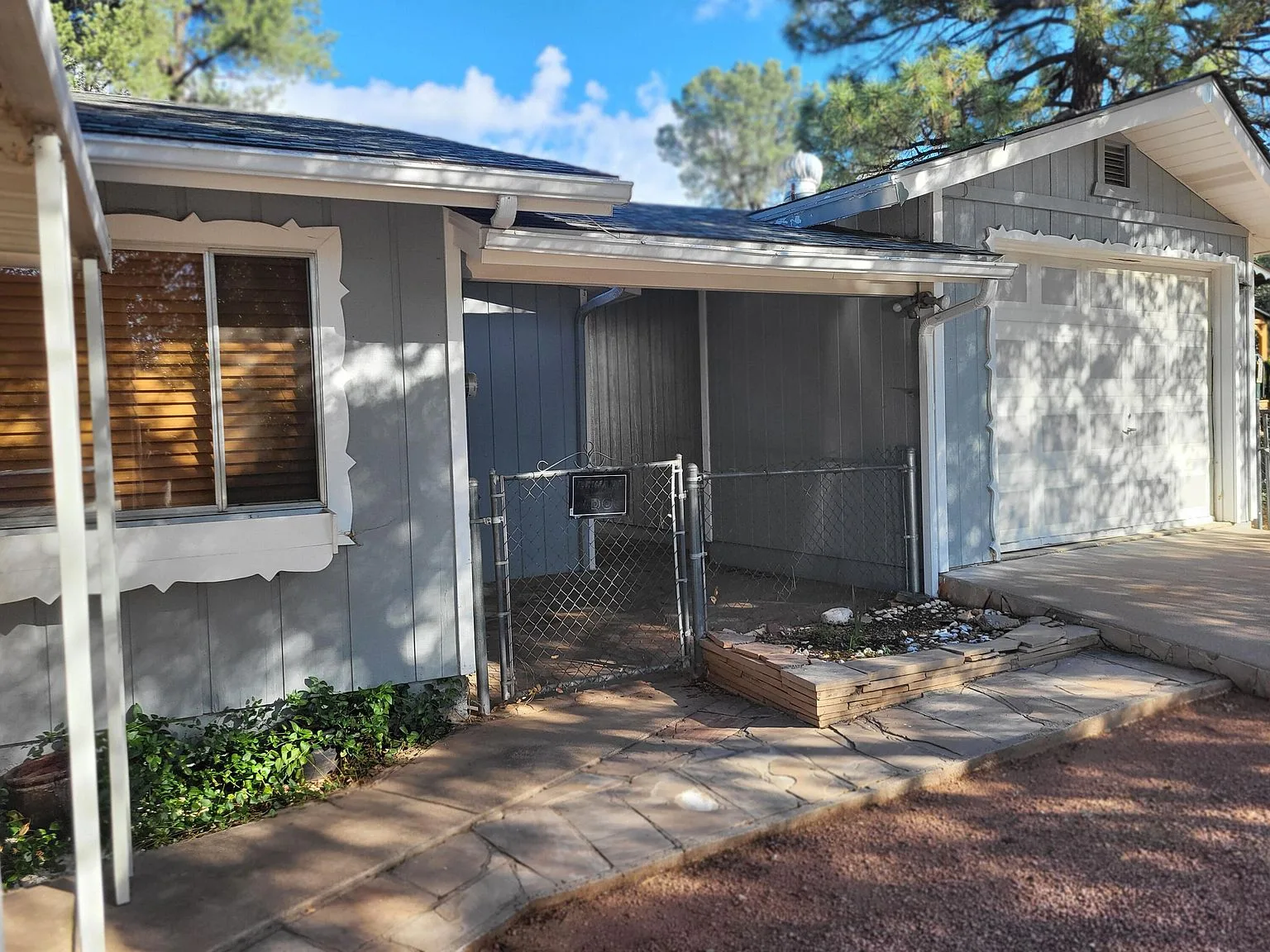 Garage facade