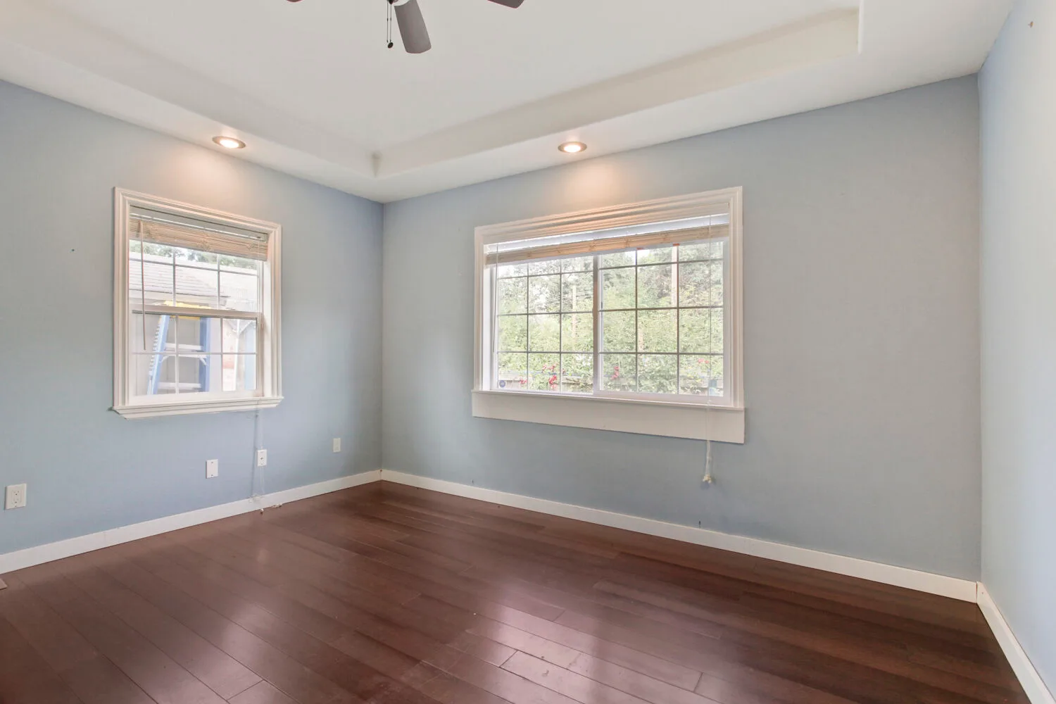 Bedroom with blue walls at 6314 SE Jennings Ave, Milwaukie, OR