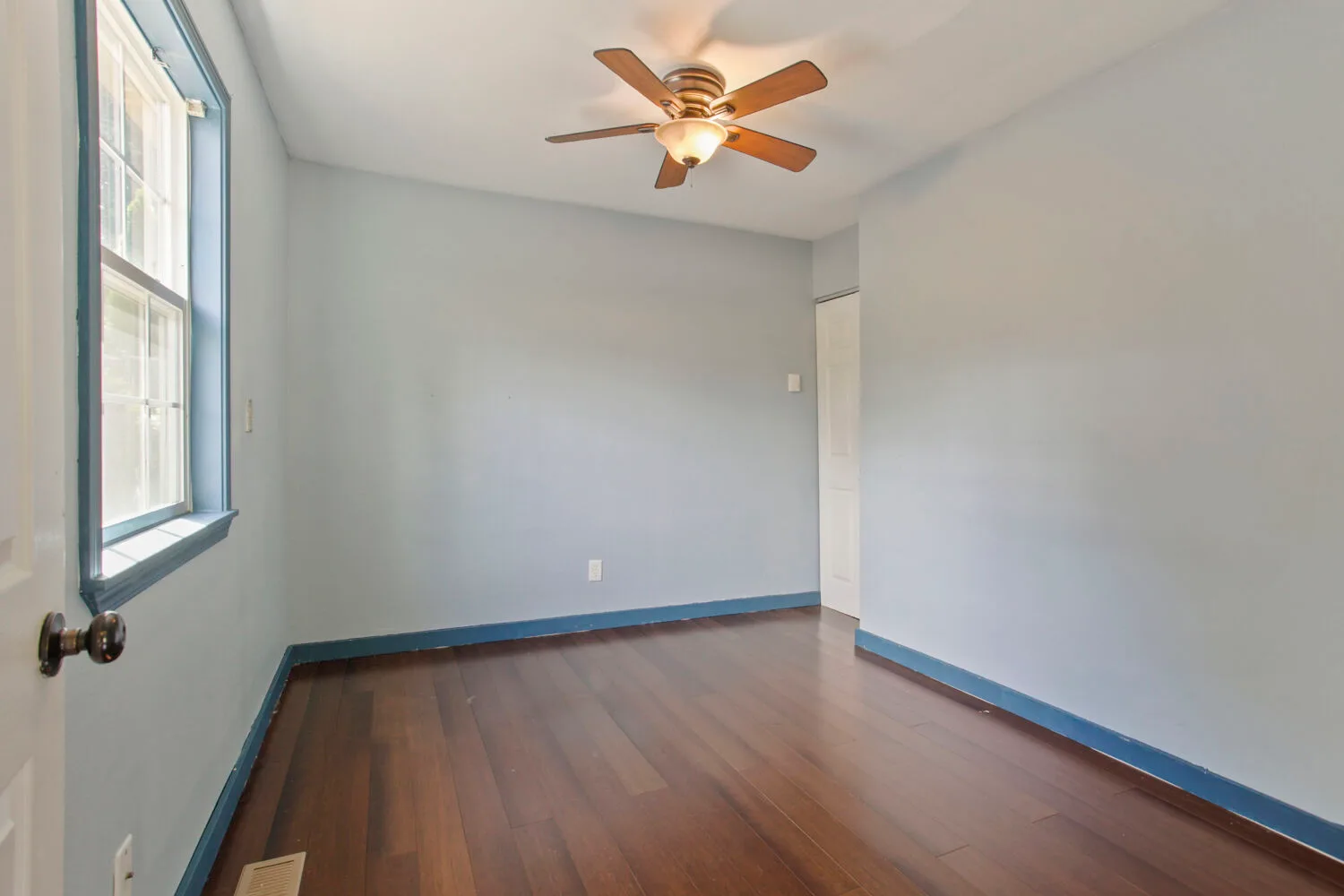Secondary bedroom at 6314 SE Jennings Ave, Milwaukie, OR