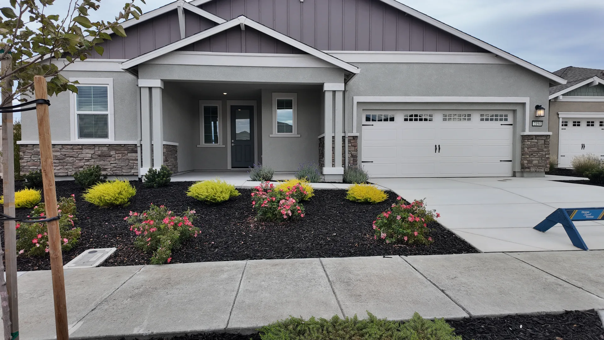 The Roosevelt floor plan at Summit at Liberty in Rio Vista, California: a single-story stucco exterior with an oversized 2-car garage