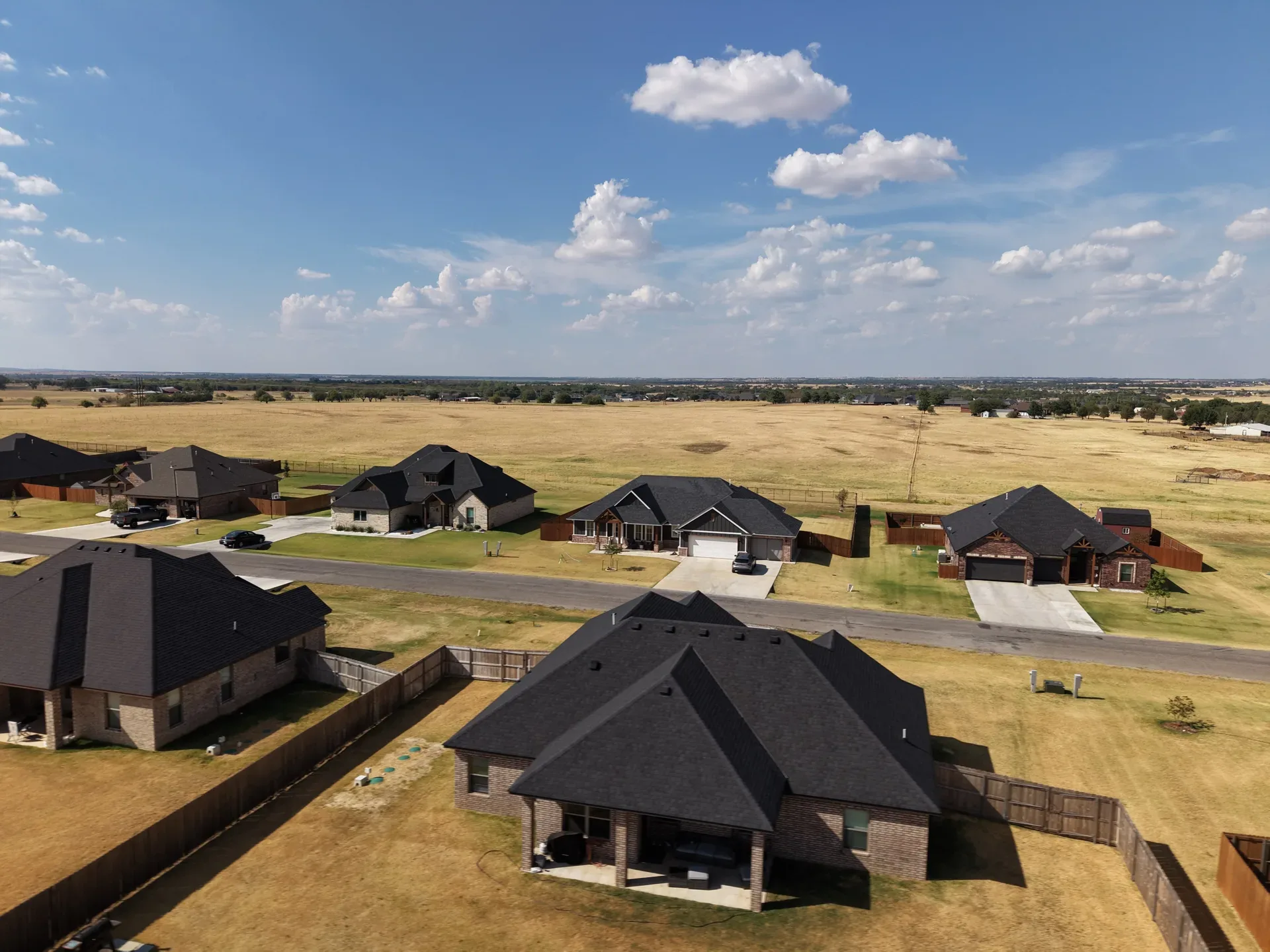 New construction homes on half-acre to one-acre homesites at Legacy Creek Estates near Elgin