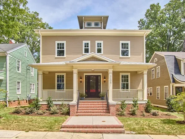 Traditional beige-facade Trinity Park home on a quiet residential street near Ninth Street