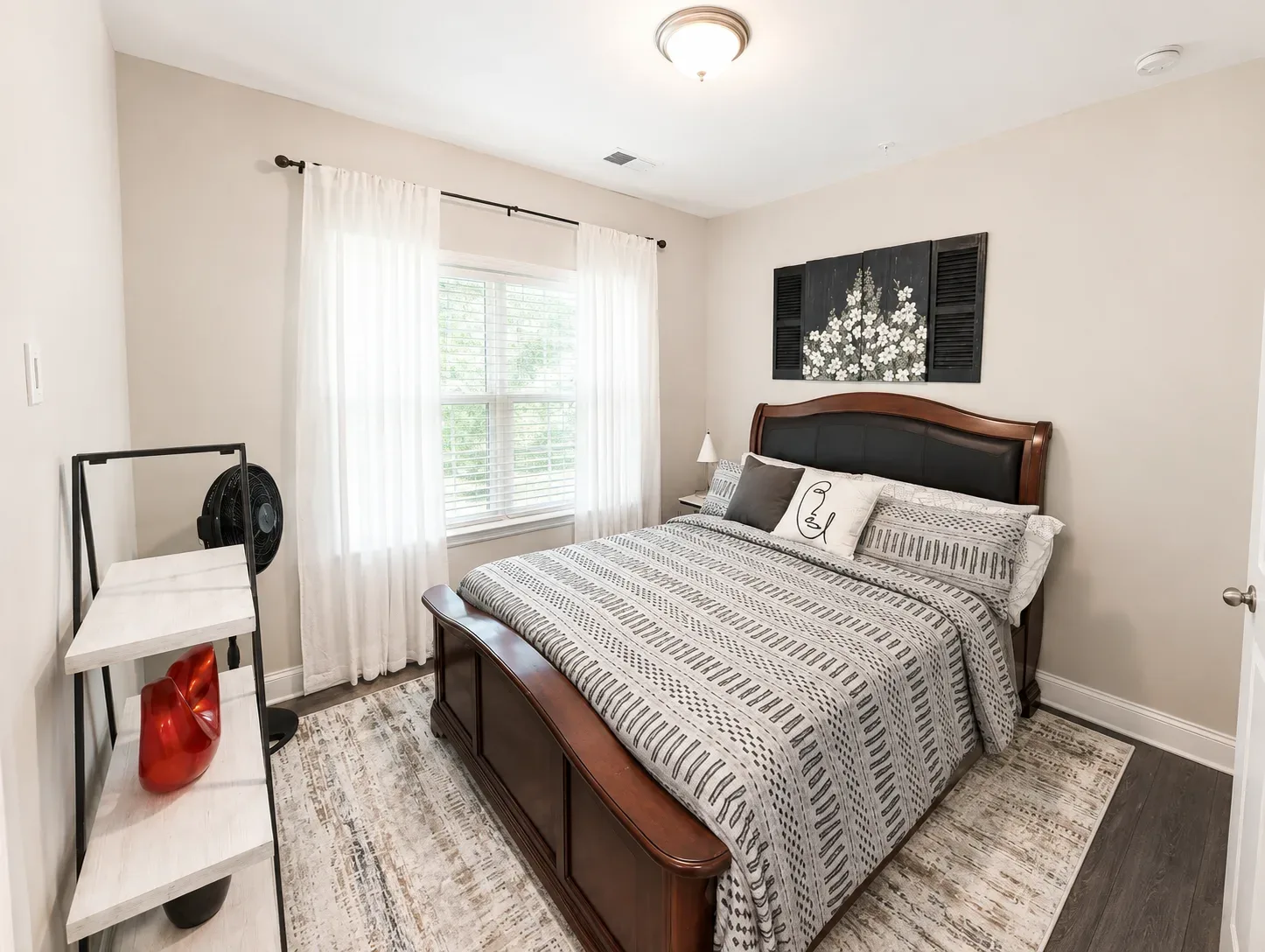 Bright secondary bedroom