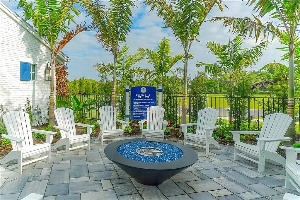 Fire pit & lawn