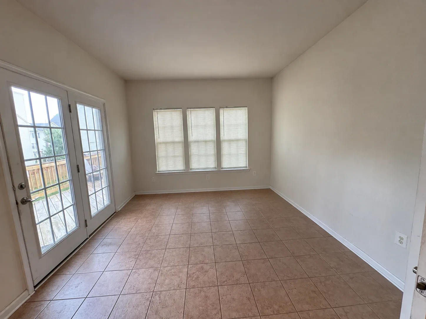 Living room with tile flooring at 158 Short Branch Rd in Stafford VA