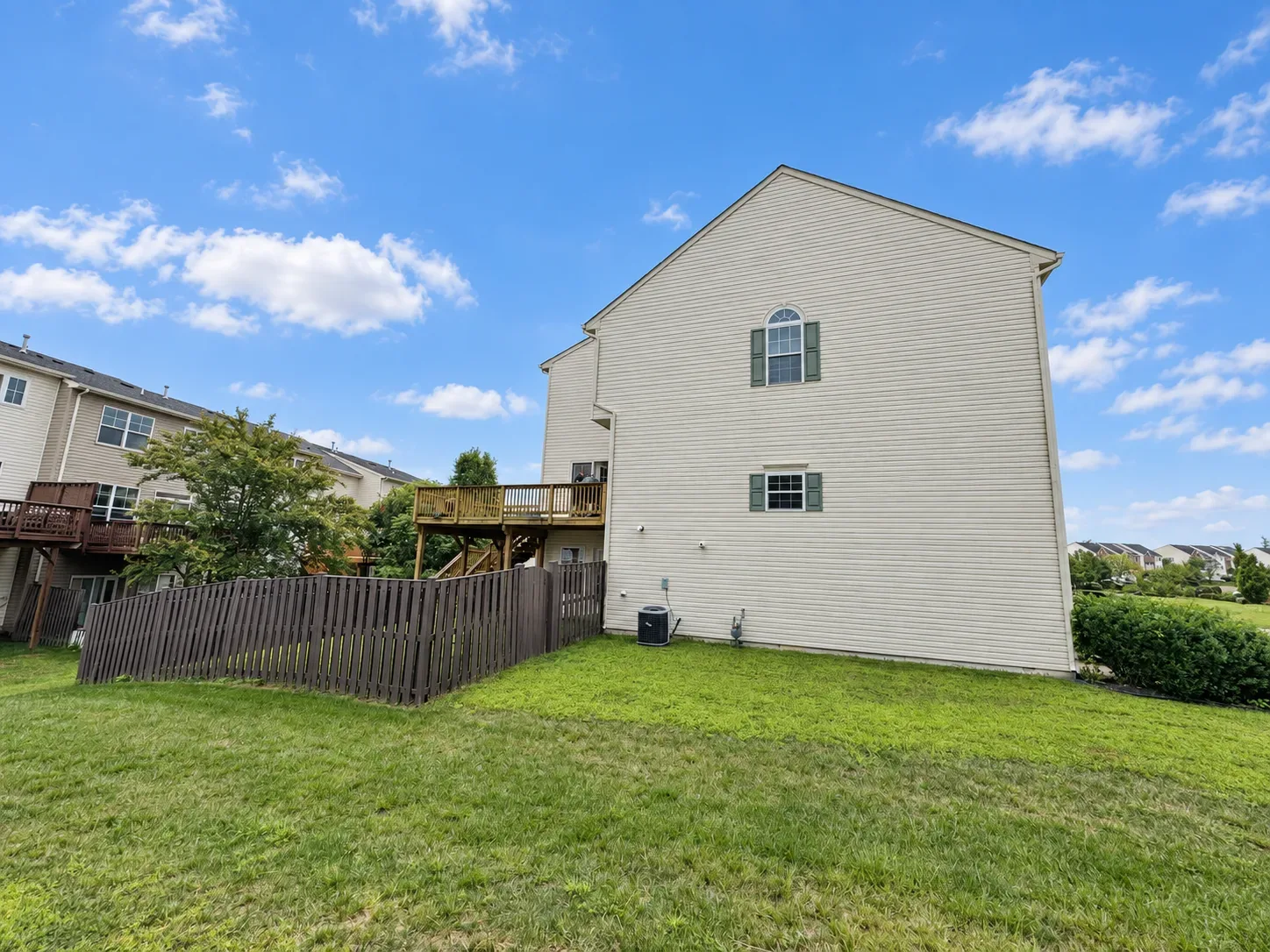 Backyard with vinyl siding at 158 Short Branch Rd in Stafford VA