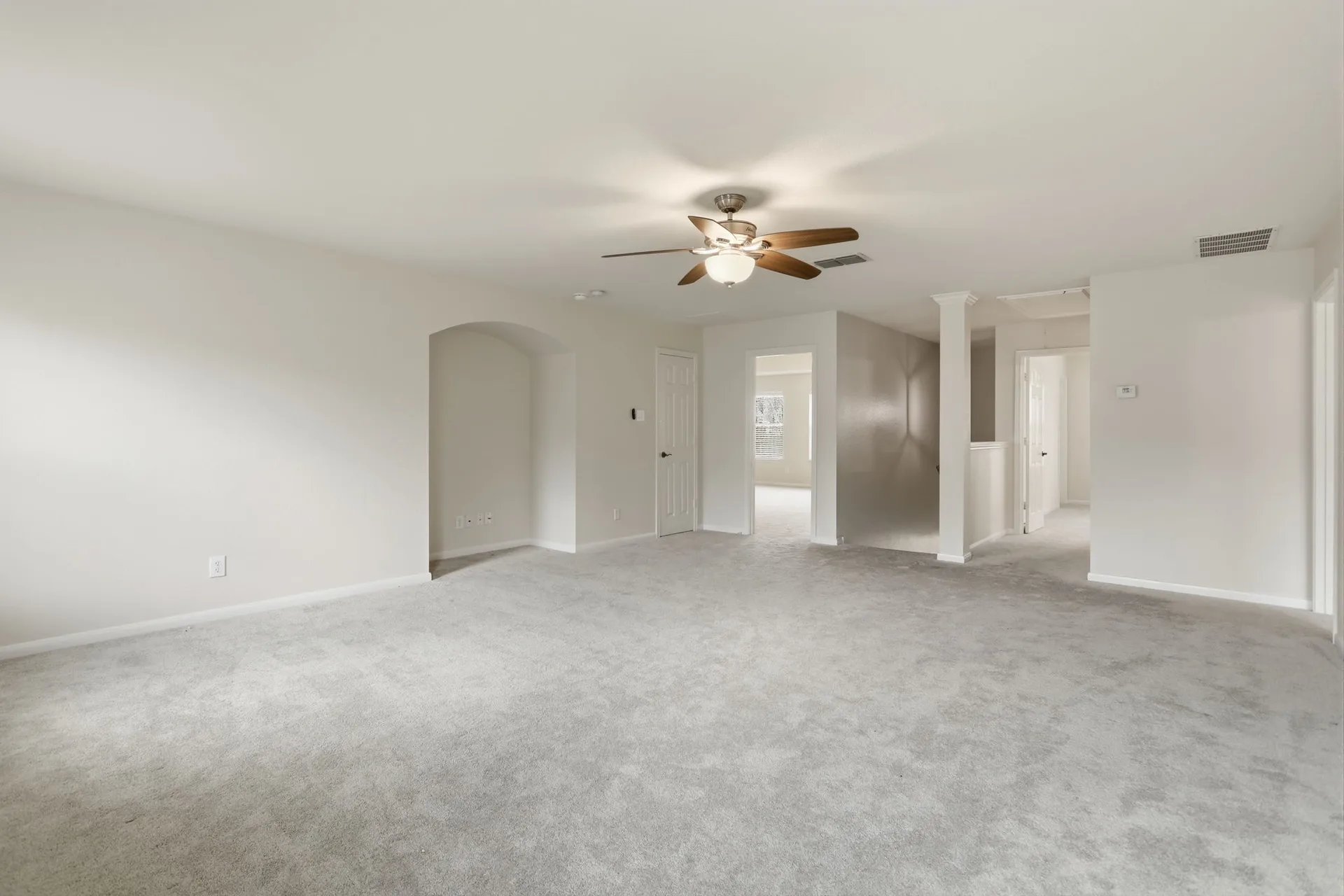 Spacious living room, second view