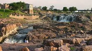 Scenic view of the Big Sioux River flowing over the quartzite falls at Falls Park