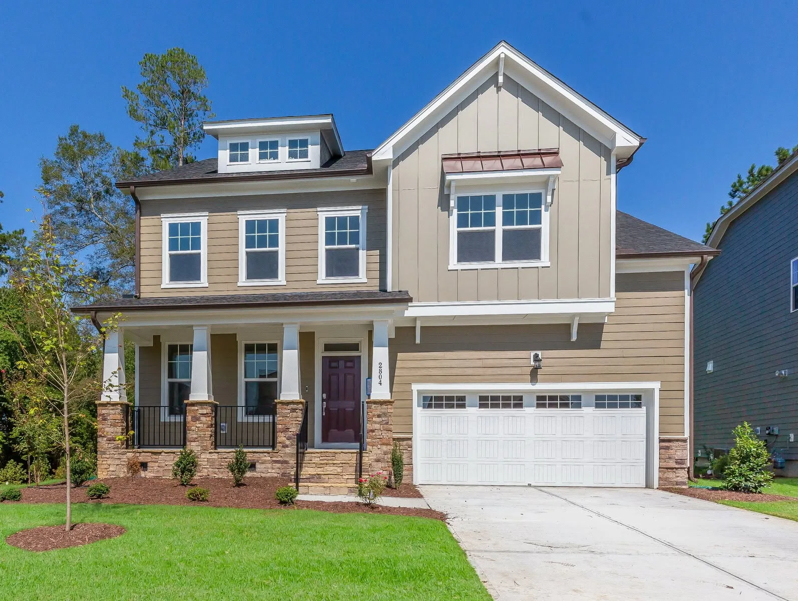 Craftsman home facade in Smith Farm, Apex