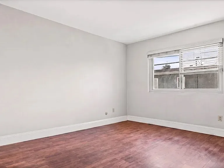 Spacious vacant bedroom in the Bankers Hill rental