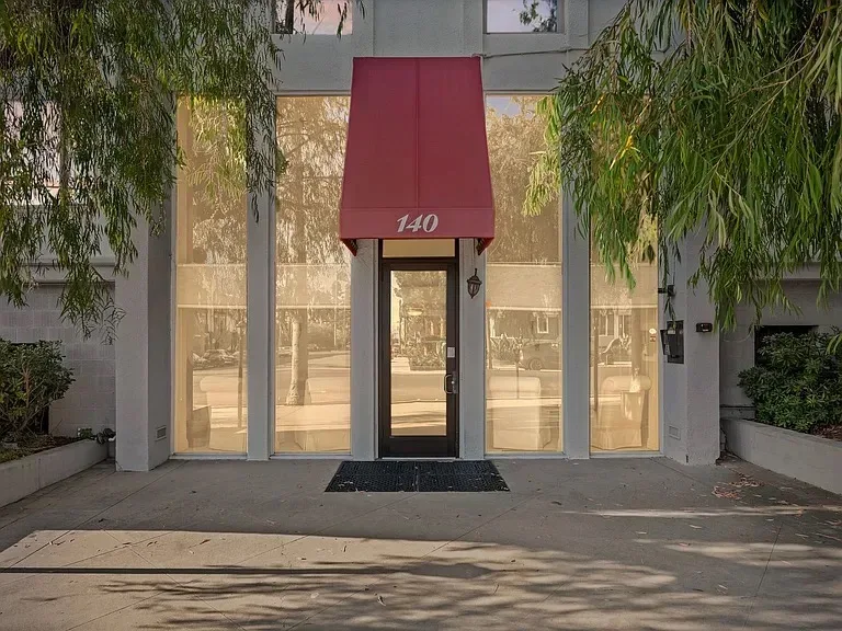 Building entrance of 140 Walnut Ave, a gated mid-rise in Bankers Hill, San Diego
