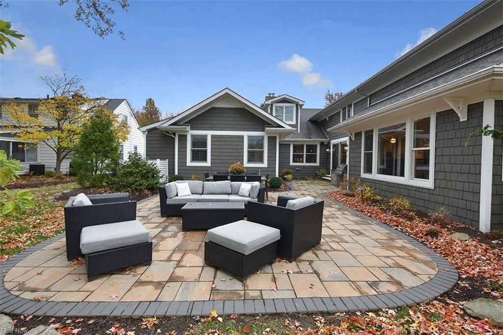 Back yard with patio seating at 1904 Wynwood Dr