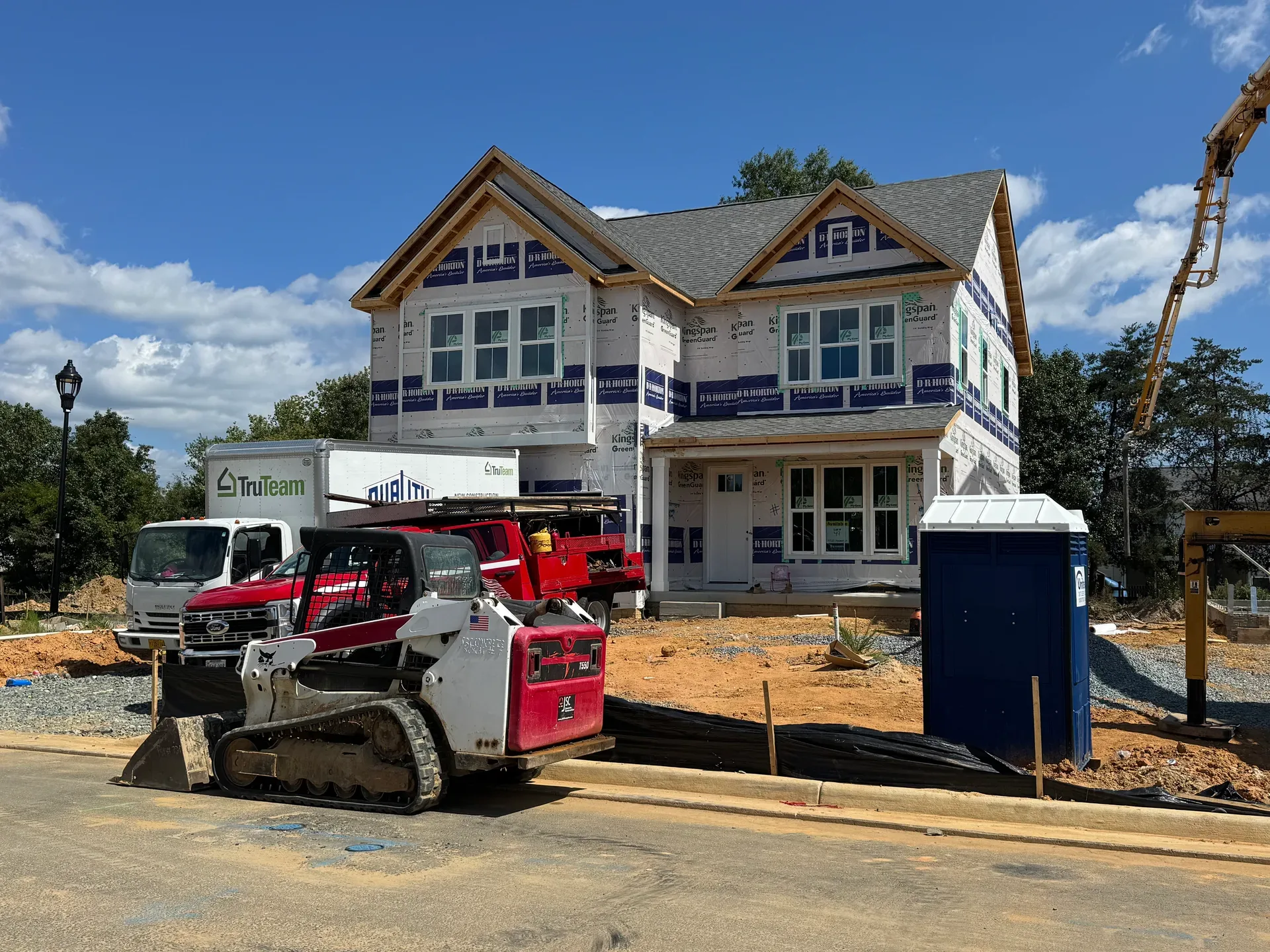 Front facade of a new construction home in a Virginia community