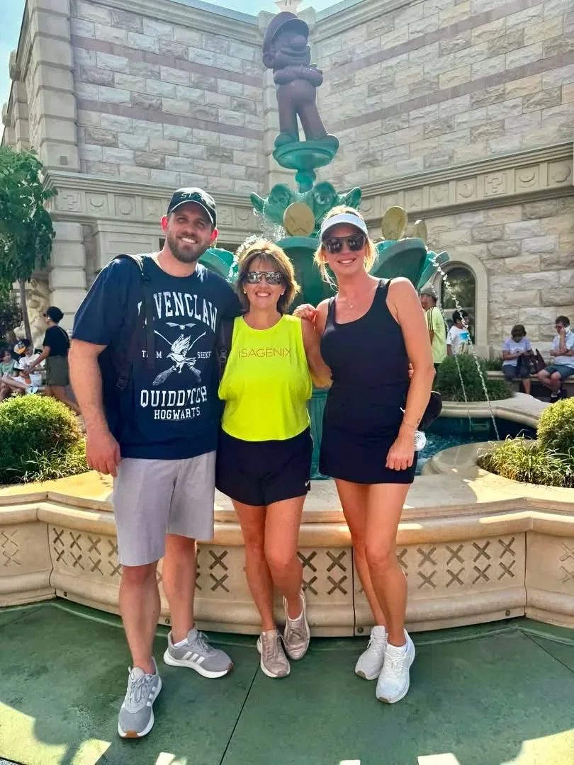 Emily Ruth Chemacki with friends at the fountain at Universal Studios in Orlando