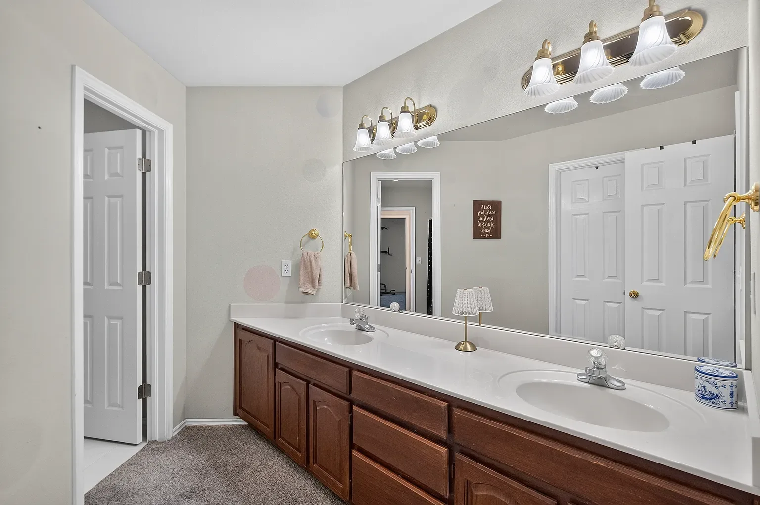 Guest bathroom with dual vanities