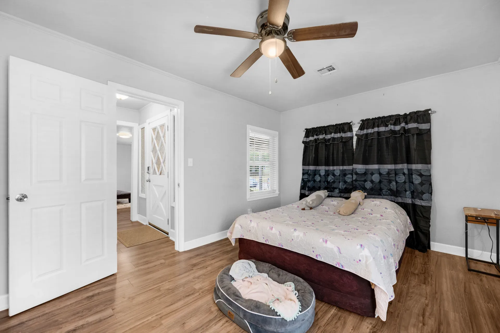 Primary Suite at 1211 NW Parkview Blvd