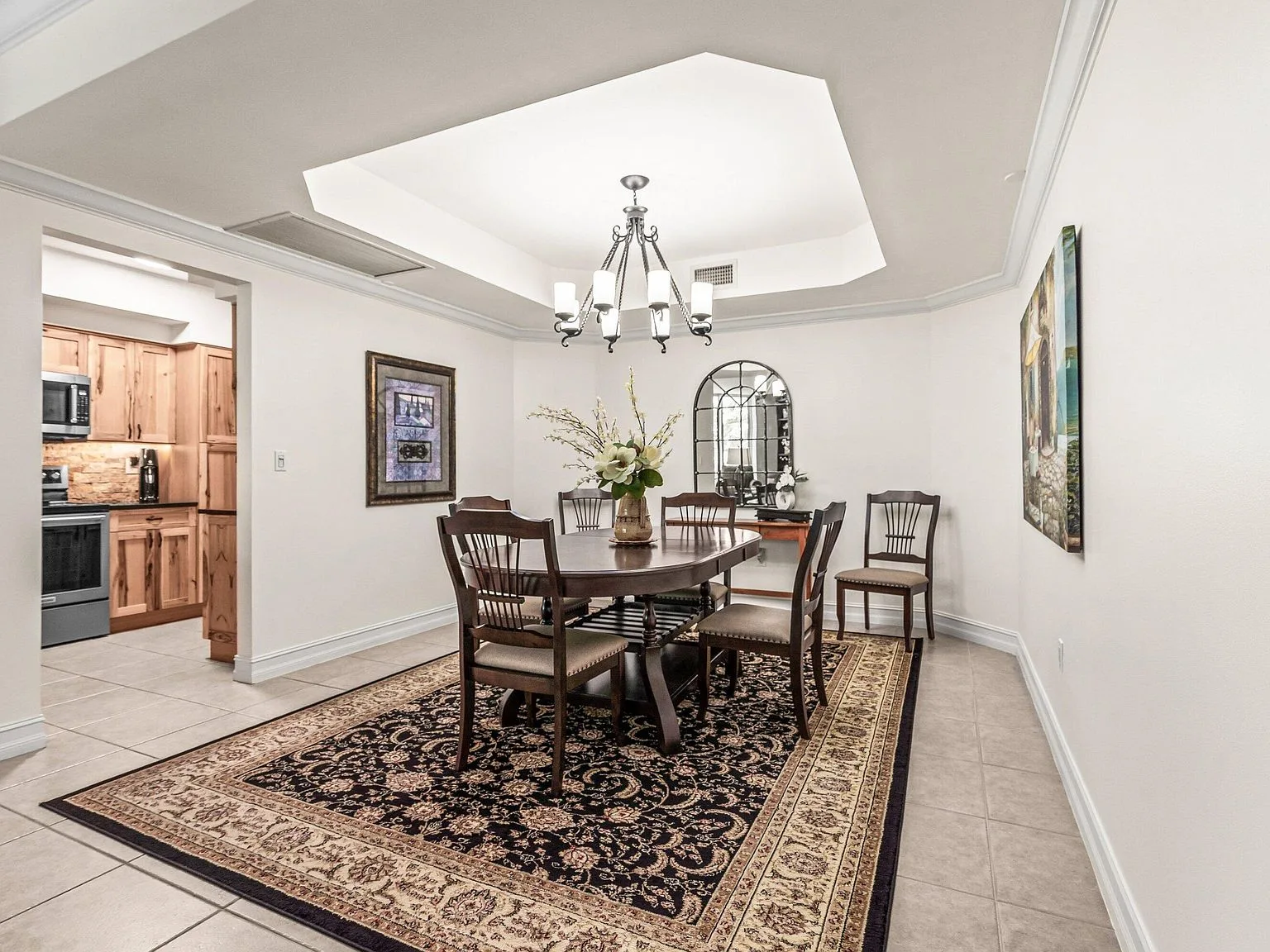 Elegant furnished dining room at the Townsend Place residence in downtown Boca Raton