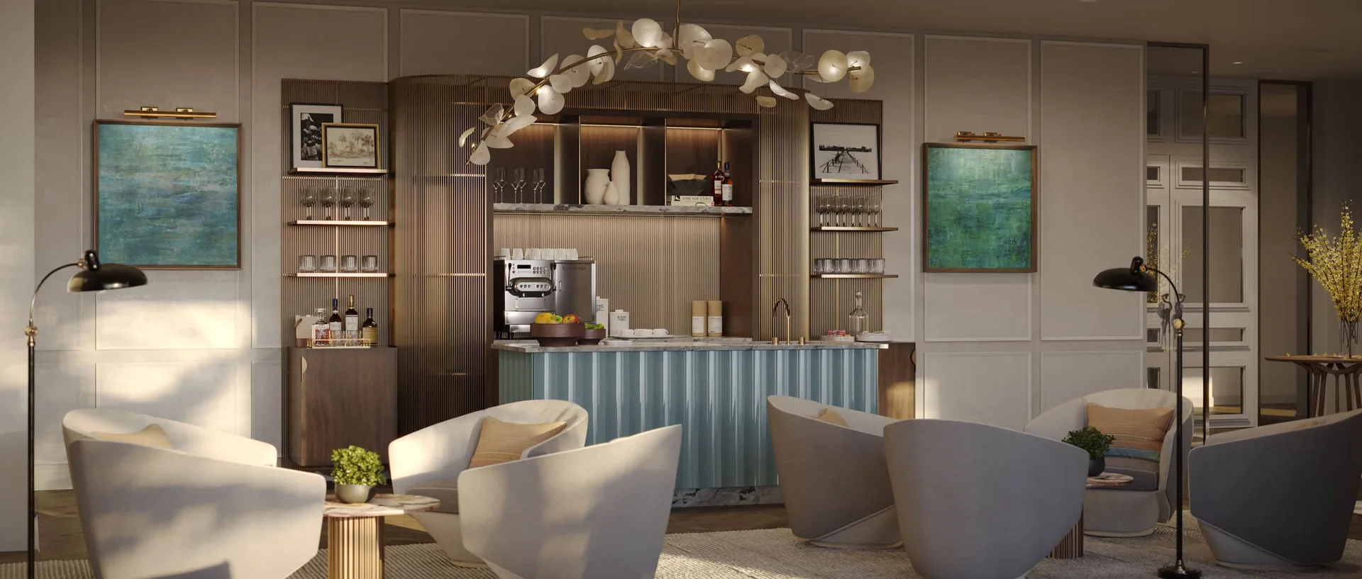 Salon y bar de la residencia en Rosewood Residences Naples con barra acanalada azul verdosa, paredes de madera y sillas curvas