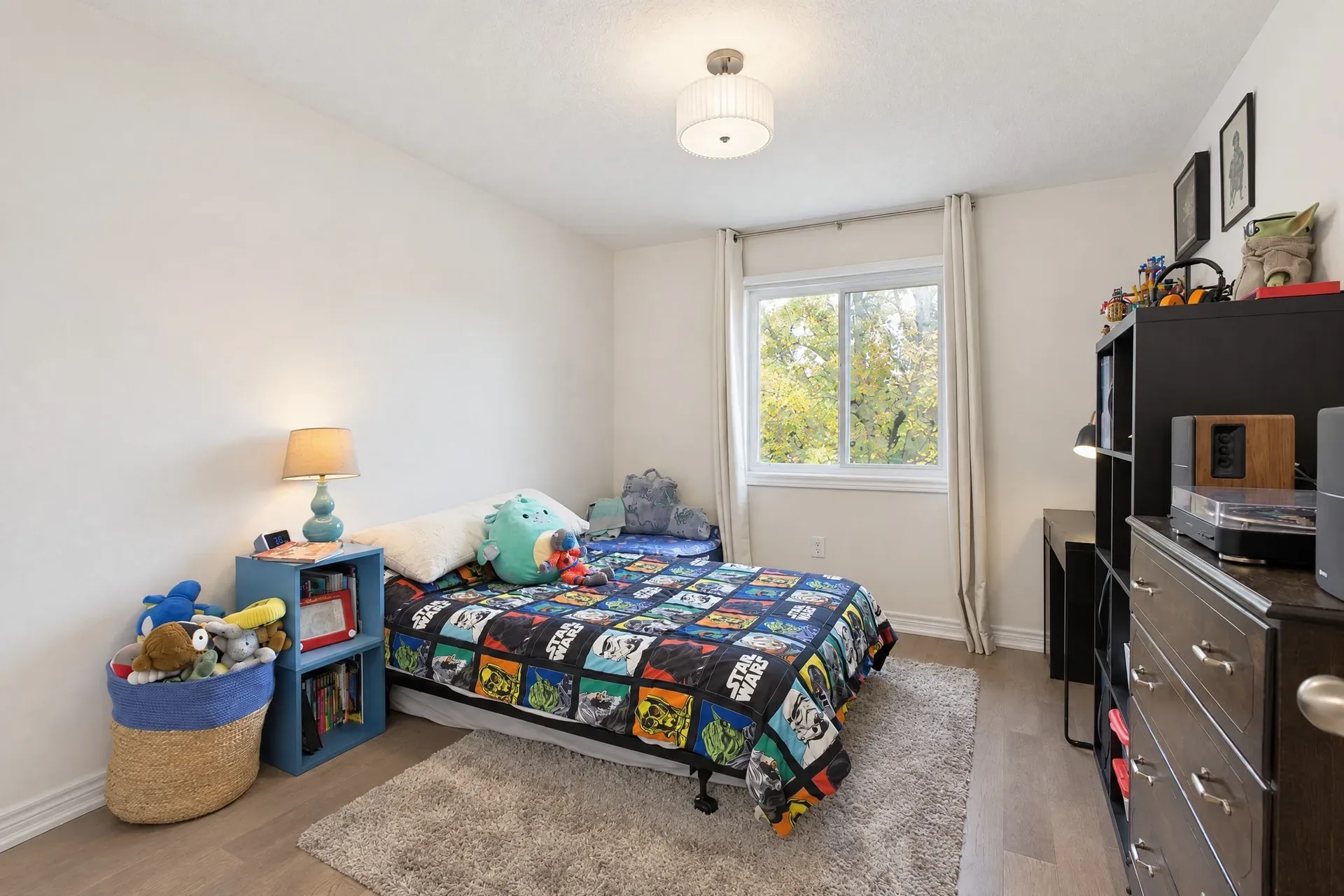 Secondary bedroom: A flexible space for kids or guests