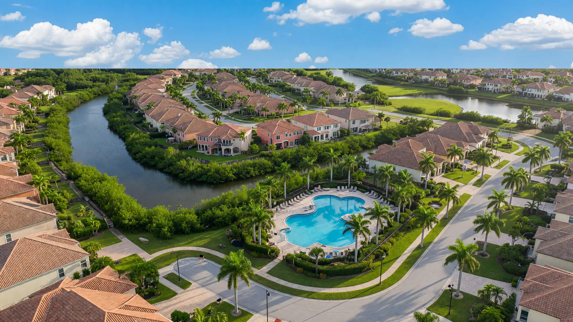 Palmer Ranch Late-July Pulse: Sarasota Square Nears Completion, August Preview & Summer Market Snapshot