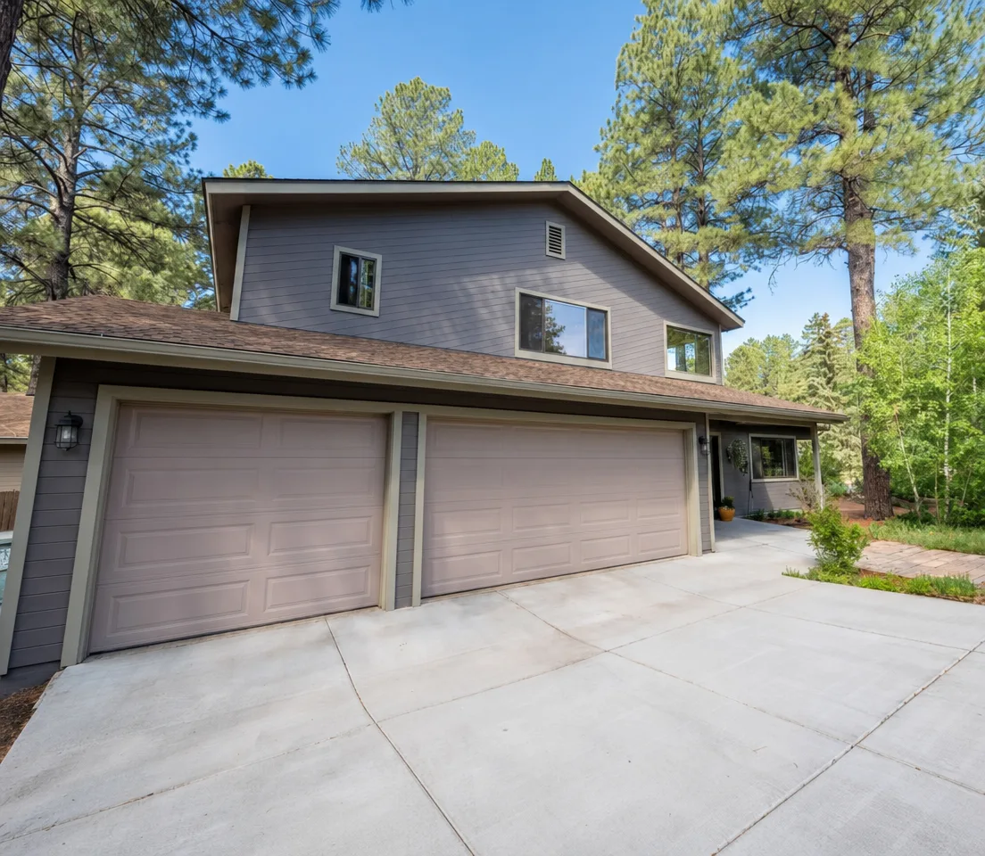 Front exterior of the recently sold home at 1405 W Melissa Dr in Flagstaff, Arizona